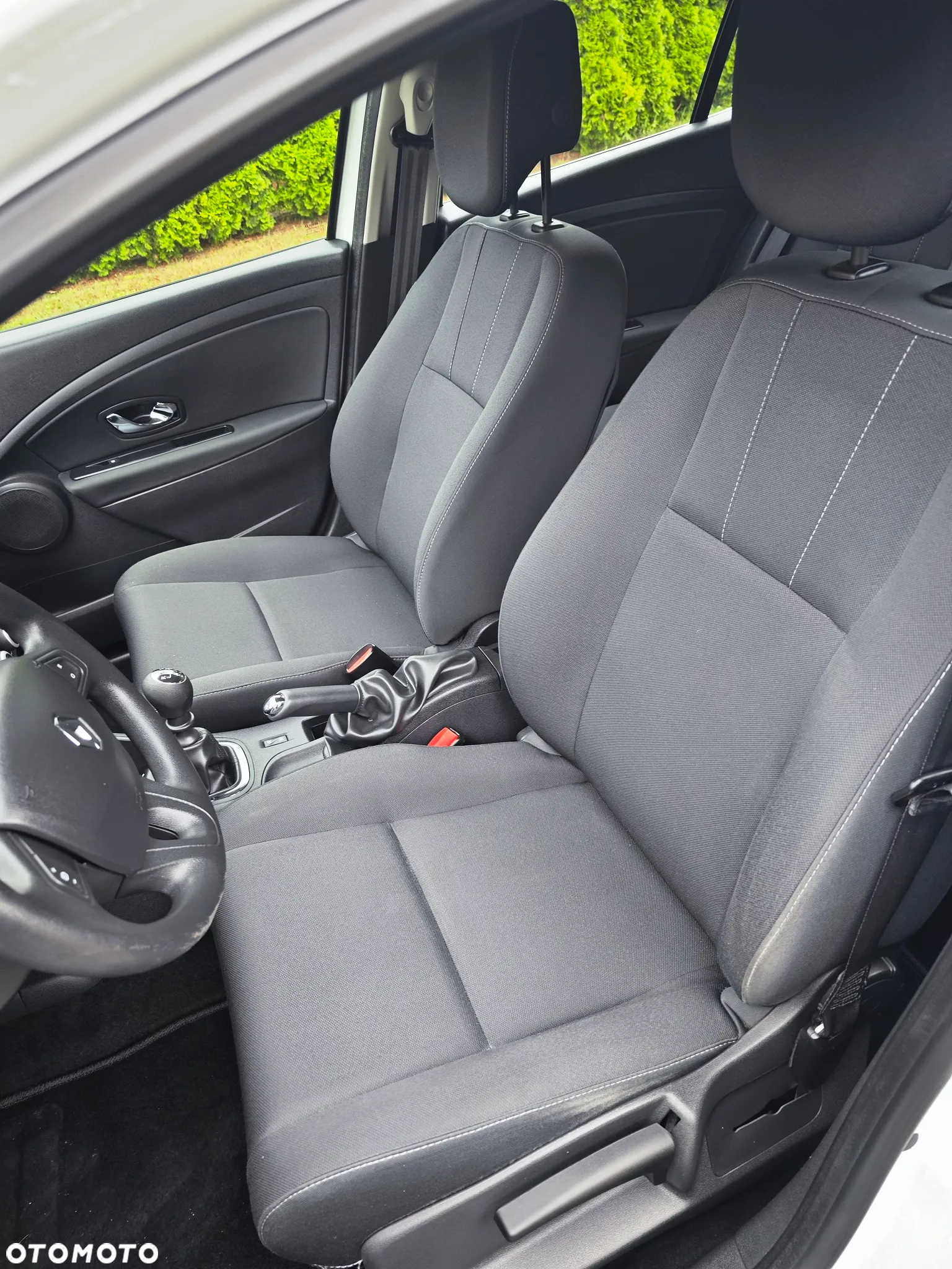 Renault Megane 1.6 16V 110 Authentique - 19