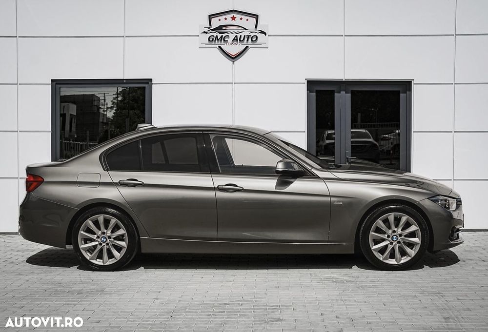 BMW Seria 3 320d Aut. Sport Line - 11
