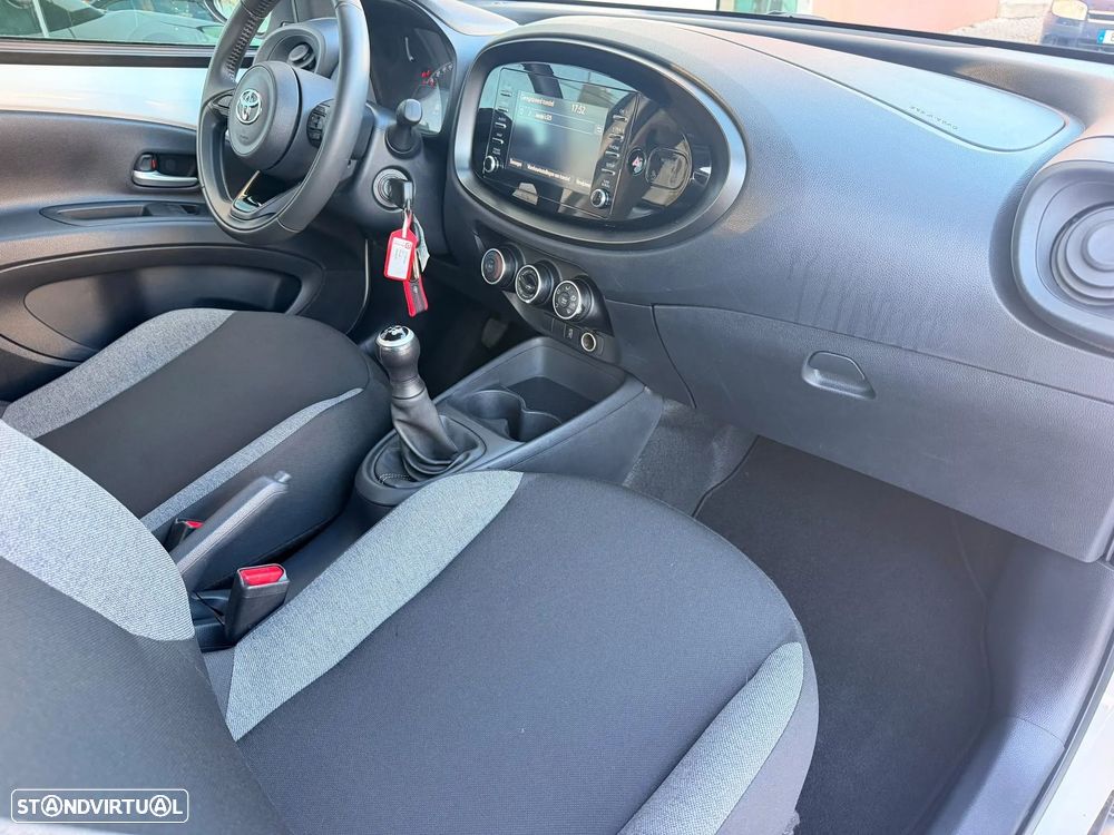 Toyota Aygo x-play - 39