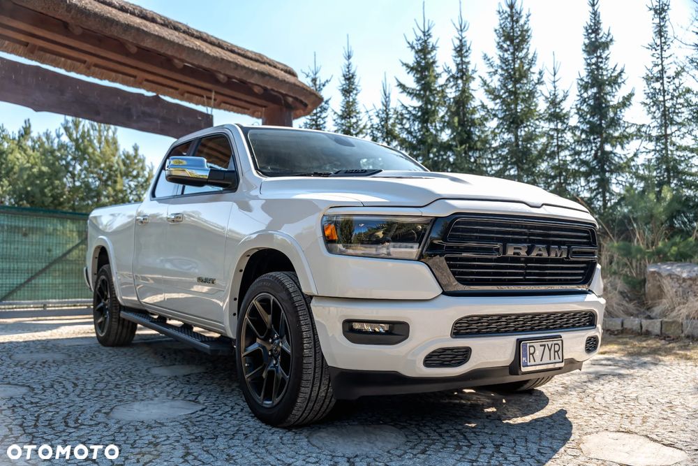 RAM 1500 5.7 Crew Cab Laramie - 11