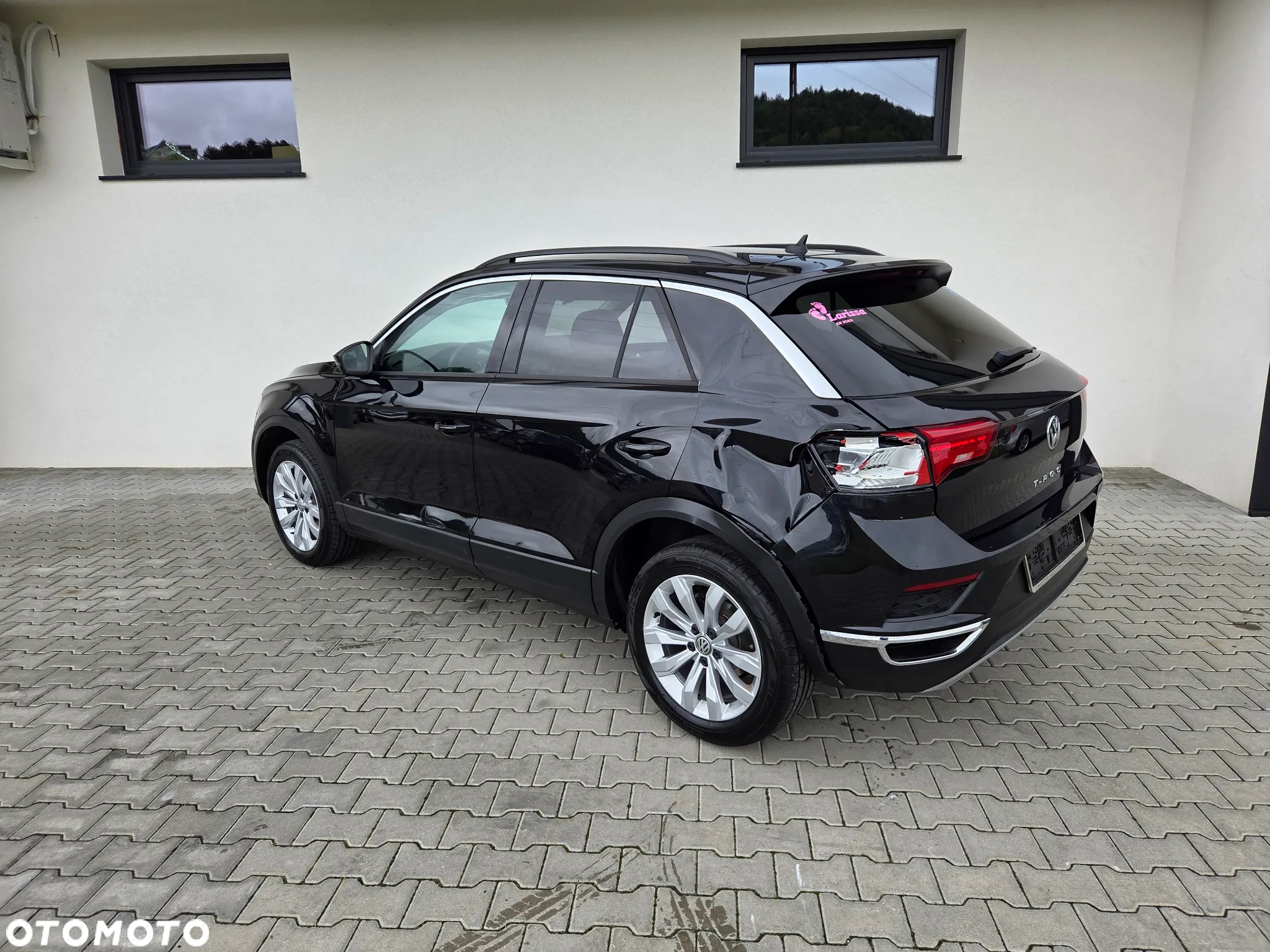 Volkswagen T-Roc - 17