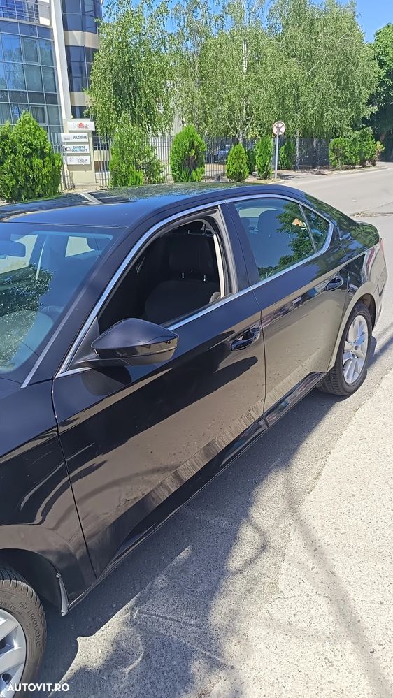 Skoda Superb 1.4 TSI DSG Ambition - 8