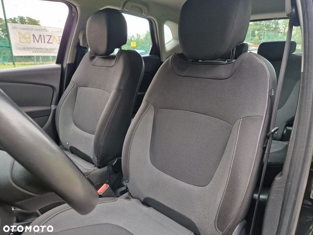 Renault Captur - 29