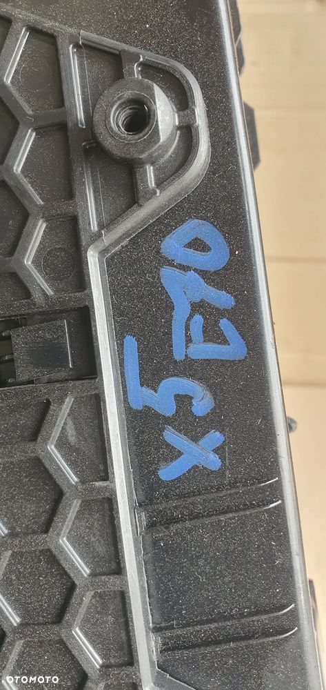 Podłokietnik skórzany BMW X5 E70 Lift 9115084 - 10
