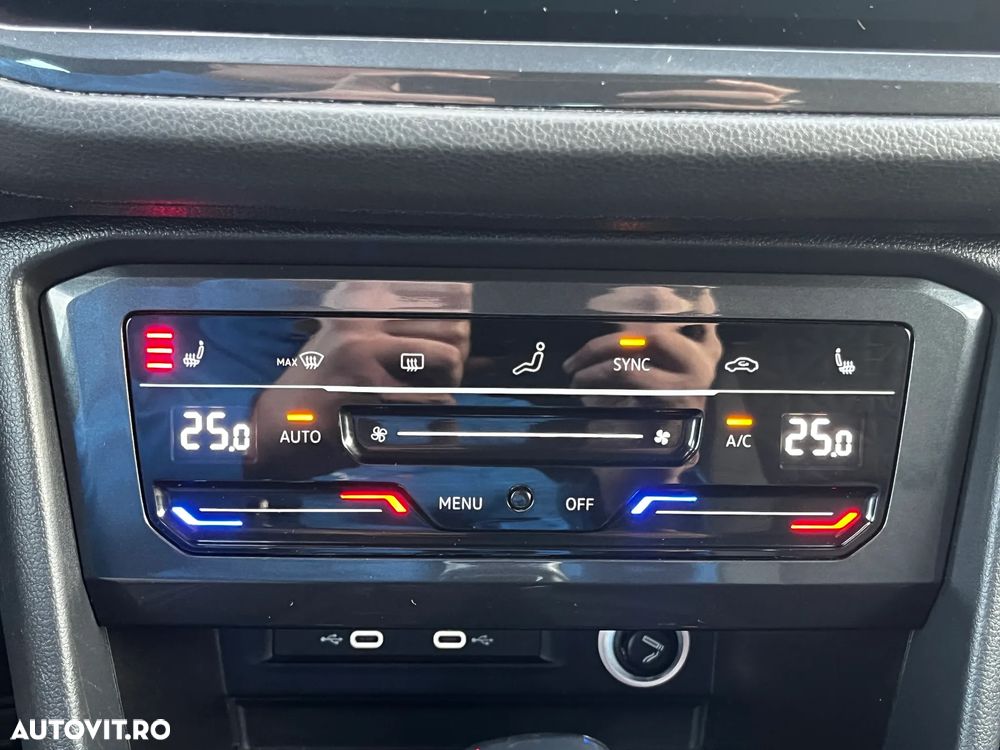 Volkswagen Tiguan - 23