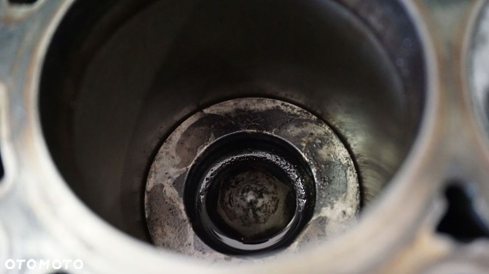 SILNIK RENAULT TRAFIC VIVARO 2.0DCI M9RE780 2,0 DCI - 7