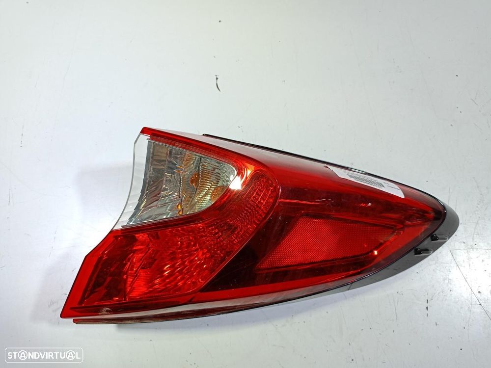 FAROLIM TRASEIRO DIREITO TOYOTA C-HR X10 - 1