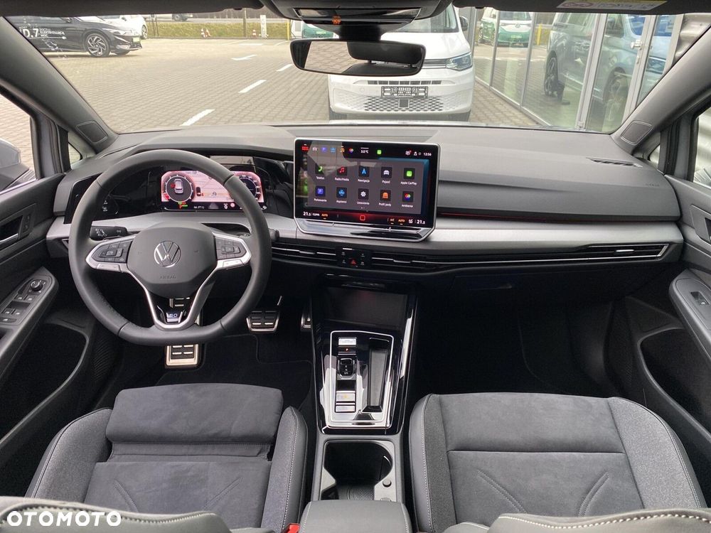 Volkswagen Golf - 23