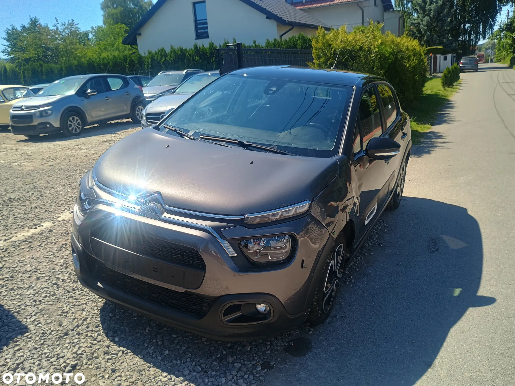 Citroën C3 1.2 PureTech Shine - 18
