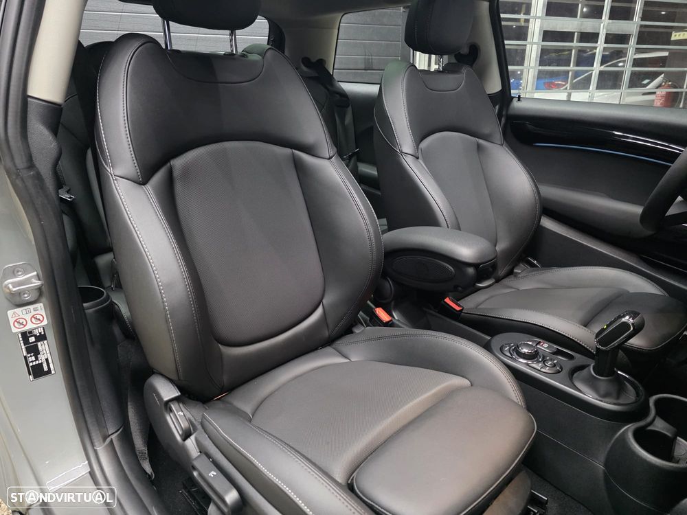 MINI 3 Portas Cooper SE Premium Extra Essential - 42