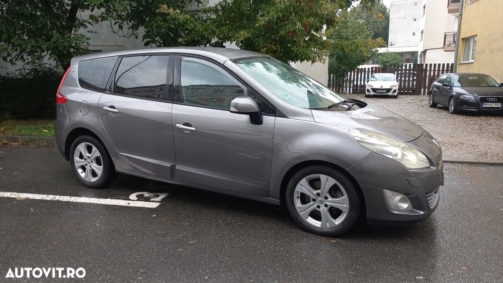 Renault Grand Scenic dCi 160 Luxe - 5