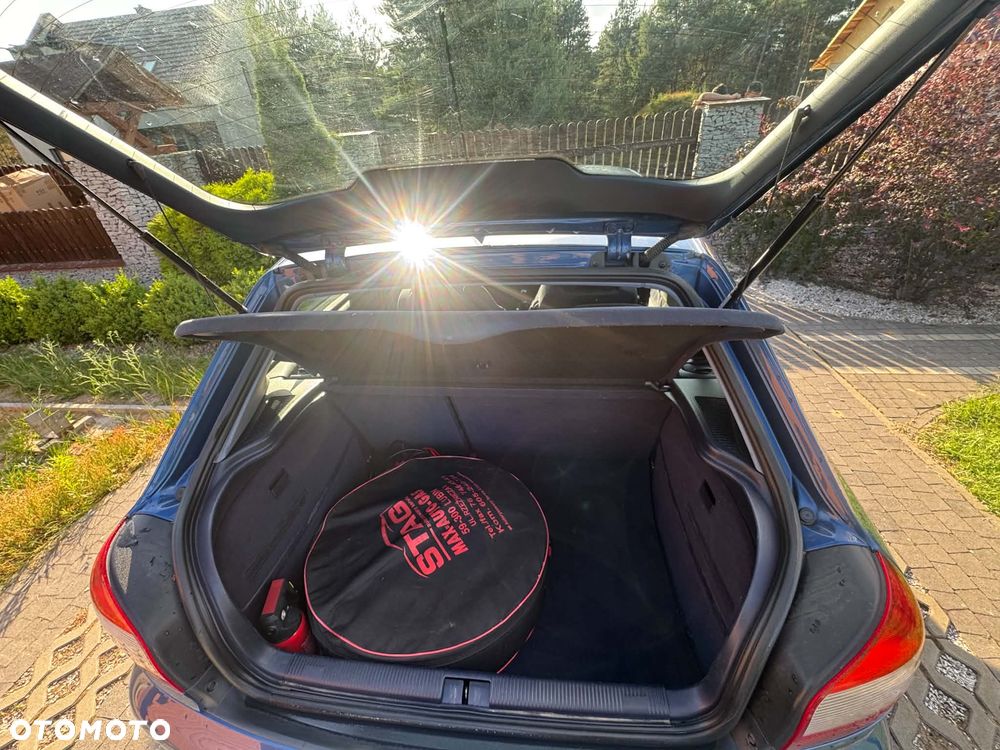 Audi A3 3-drzwiowe 1.8 Ambiente - 8