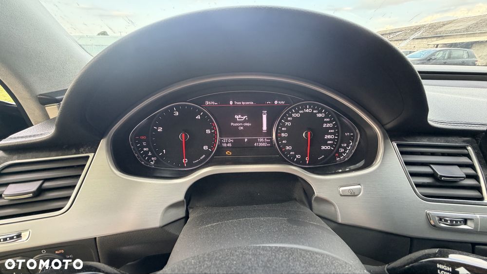 Audi A8 - 7