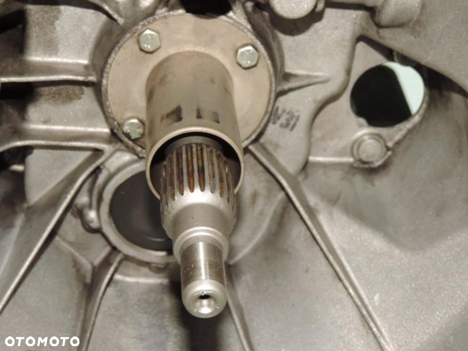 SKRZYNIA BIEGÓW 6 BMW E81 E87 120i - 7