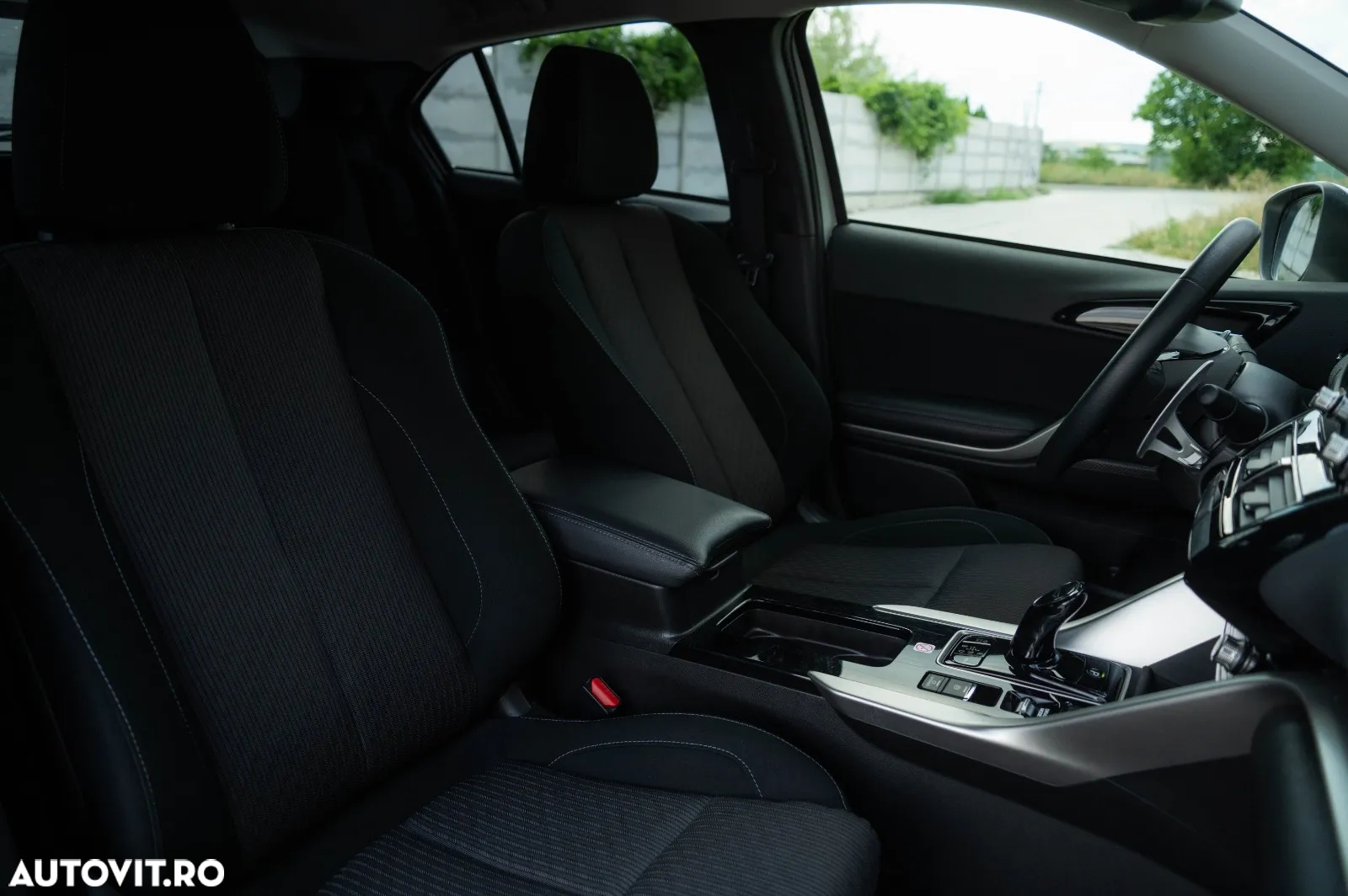 Mitsubishi Eclipse-Cross Plug-In Hybrid 4WD Intro Edition - 18