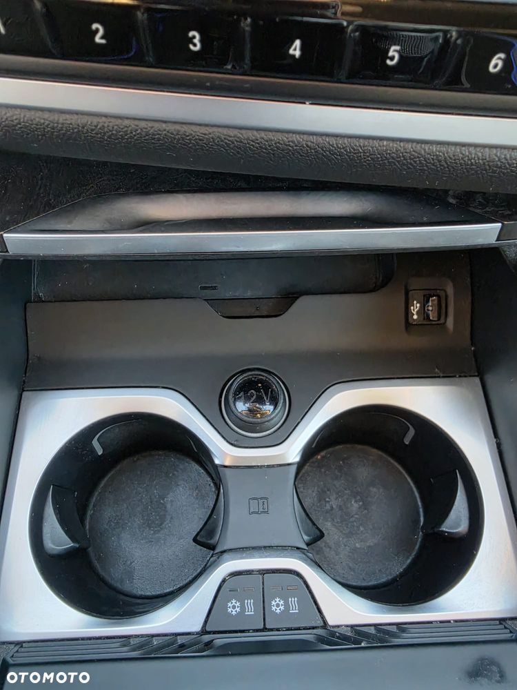 BMW X5 xDrive40i - 27