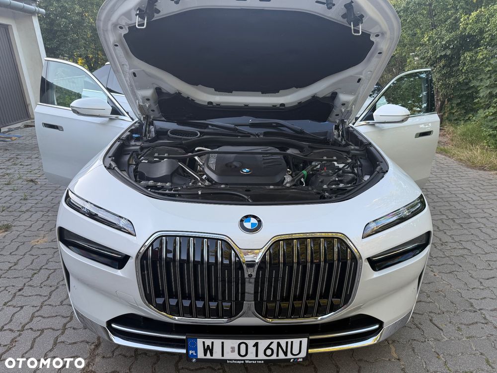 BMW Seria 7 - 21