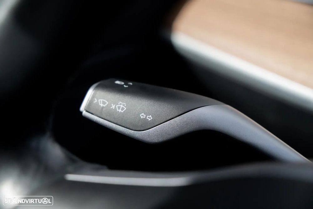 Tesla Model 3 Long Range AWD Dual Motor Performance - 10