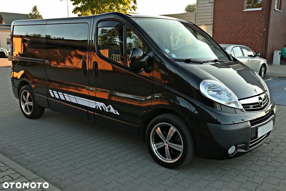 Opel Vivaro - 18