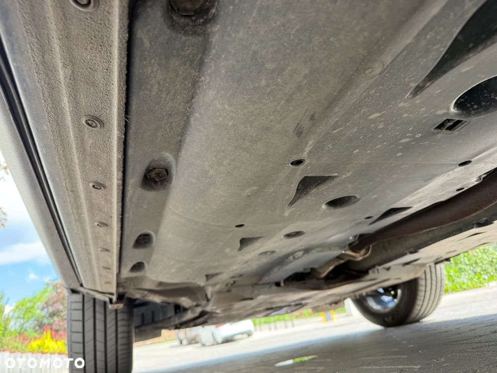 Nissan Qashqai 1.3 DIG-T N-Connecta DCT - 32