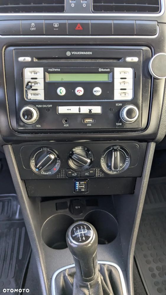 Volkswagen Polo - 12