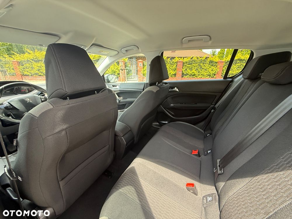 Peugeot 308 1.2 PureTech GPF Active S&S - 15