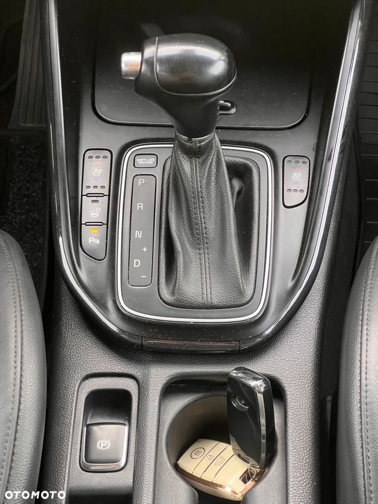 Kia Carens 1.7 CRDi Spirit - 19