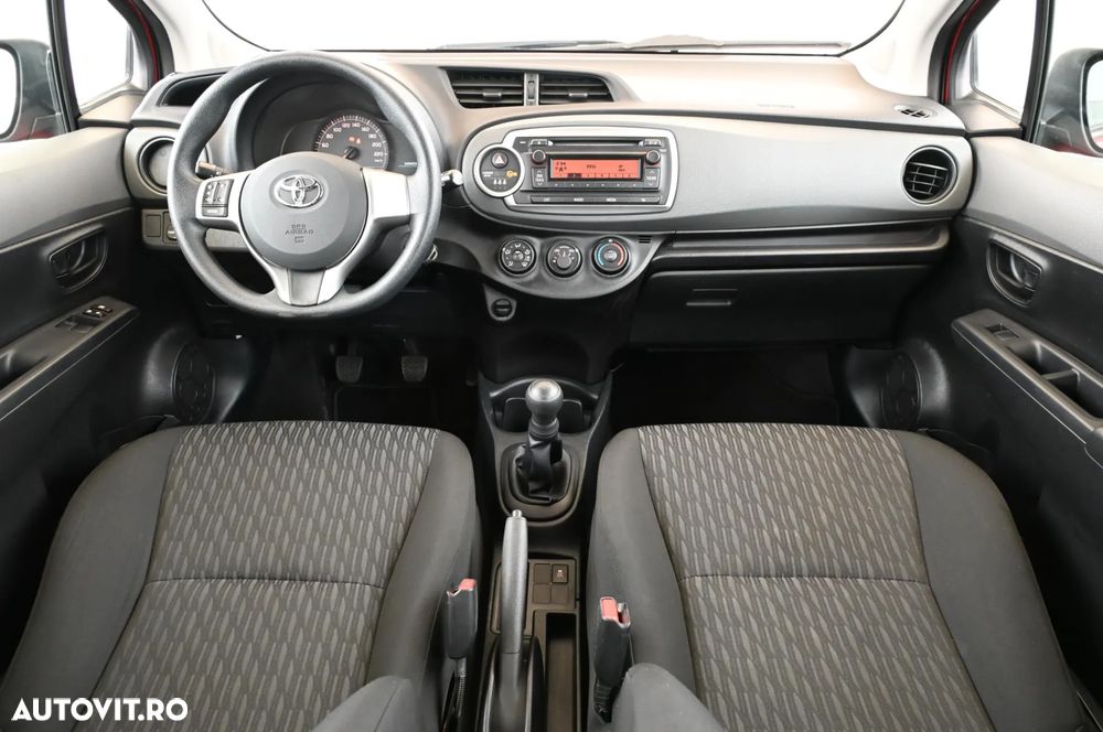 Toyota Yaris 1.0 VVT-i Cool - 11