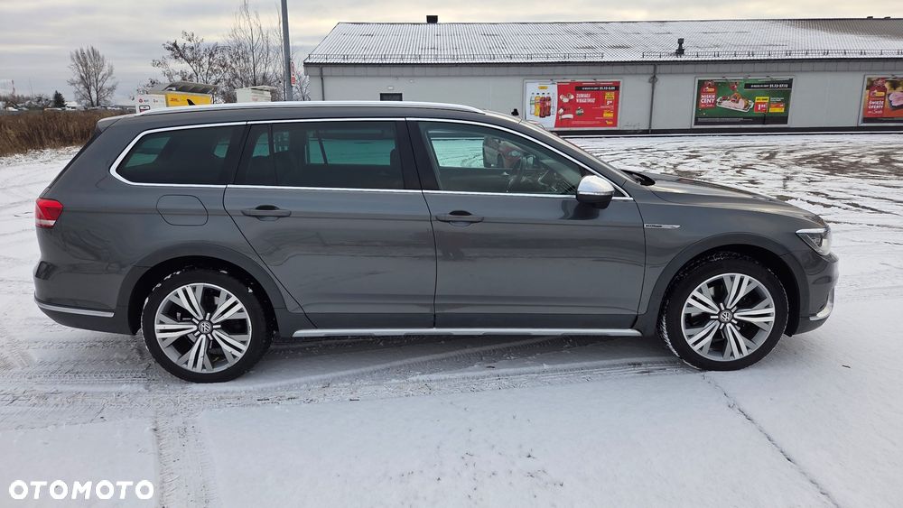 Volkswagen Passat Alltrack - 4