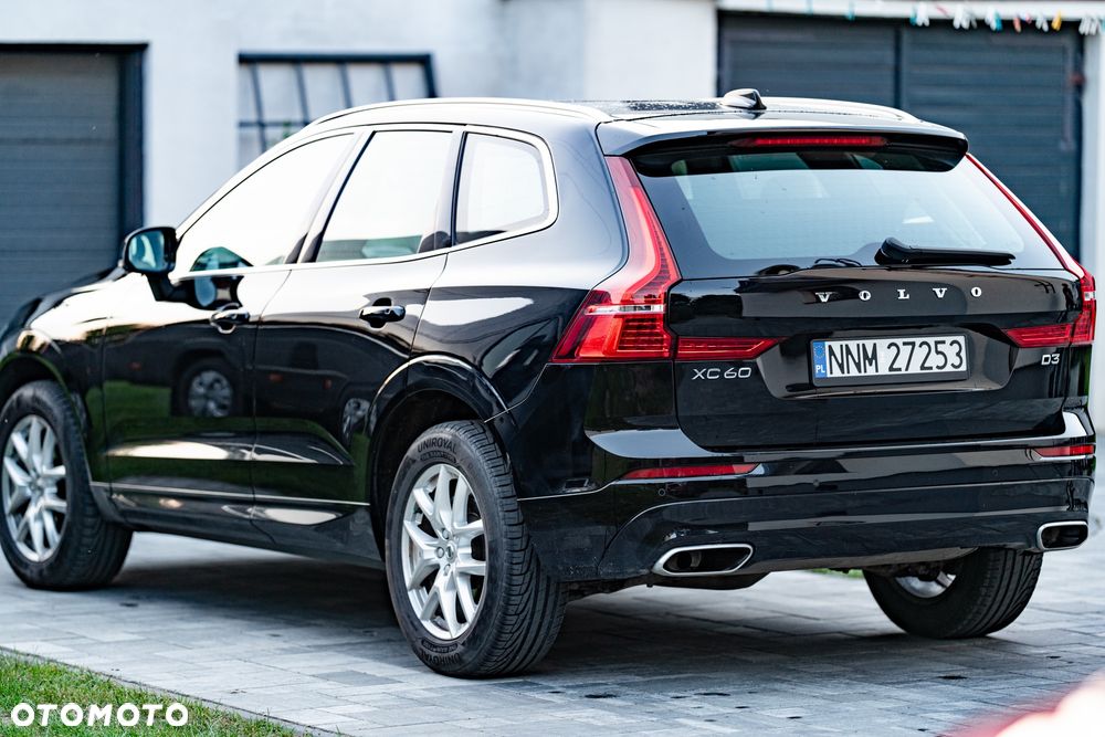 Volvo XC 60 D3 Momentum Pro - 3