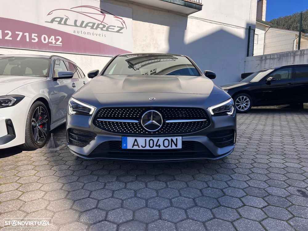 Mercedes-Benz CLA 250 e Shooting Brake AMG Line - 3