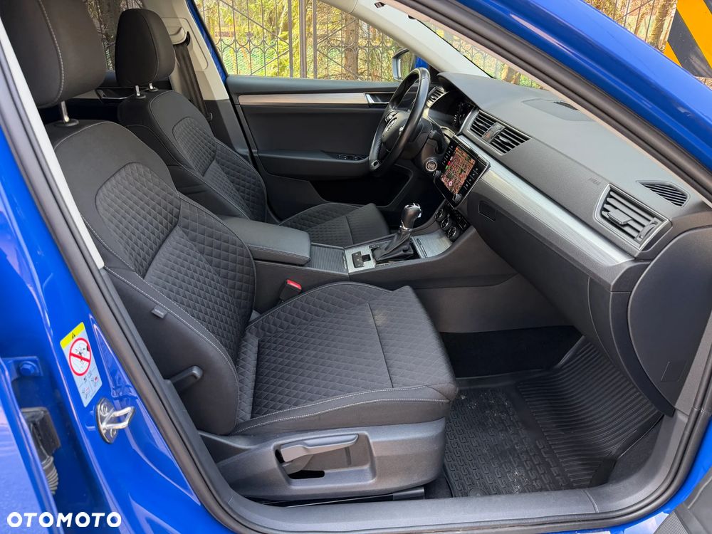 Skoda Superb 2.0 TDI SCR Ambition DSG - 15