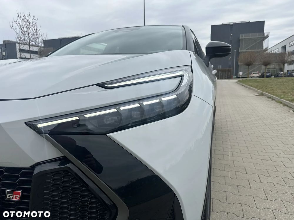 Toyota C-HR - 12