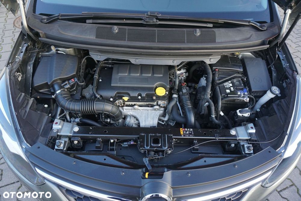 Opel Zafira 1.4 T Enjoy - 27