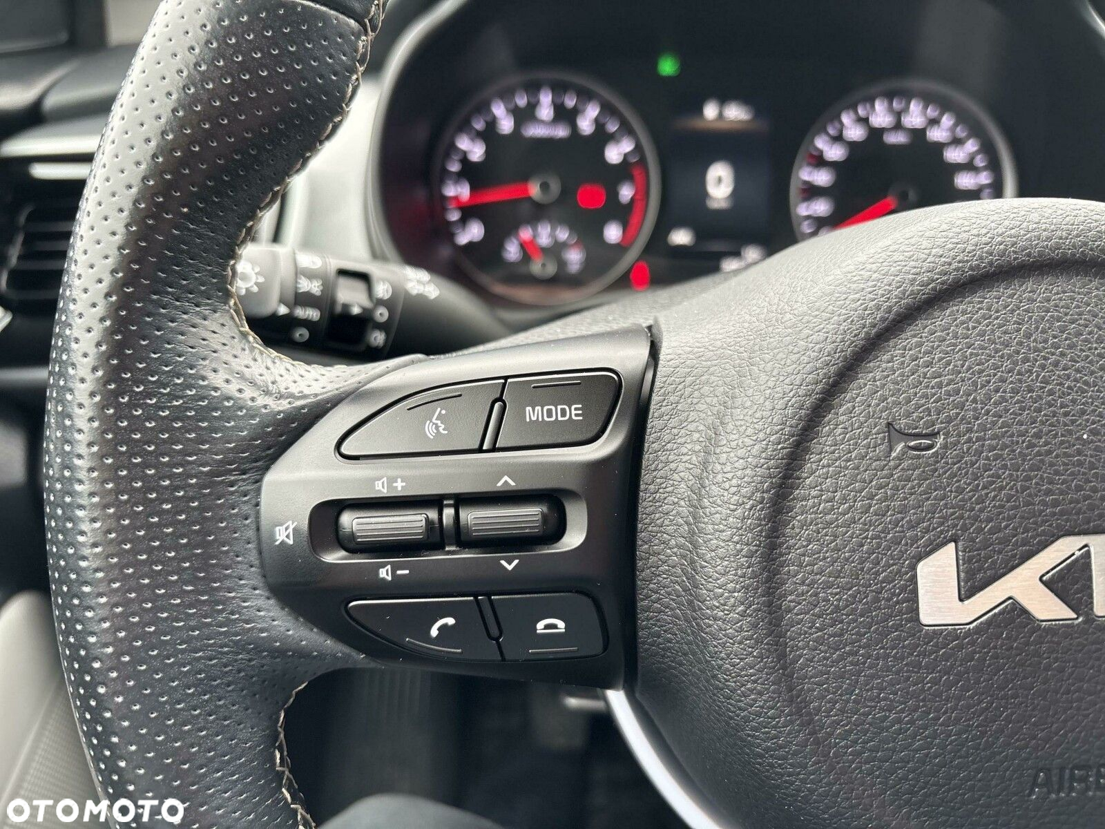 Kia Stonic 1.2 L - 18