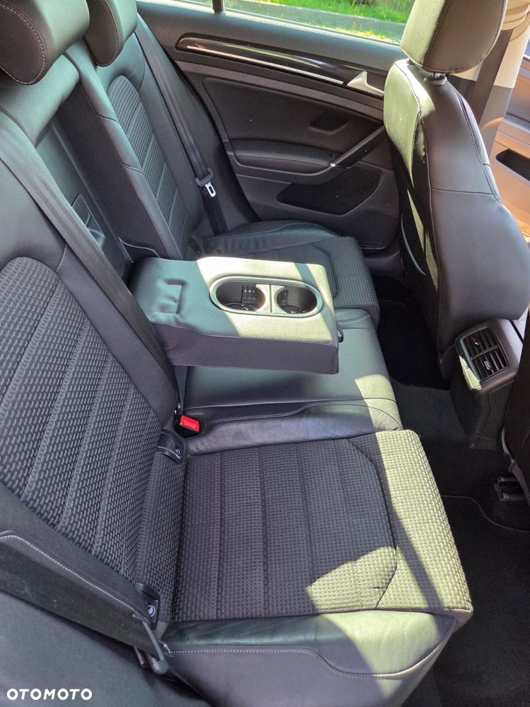Volkswagen Golf - 7