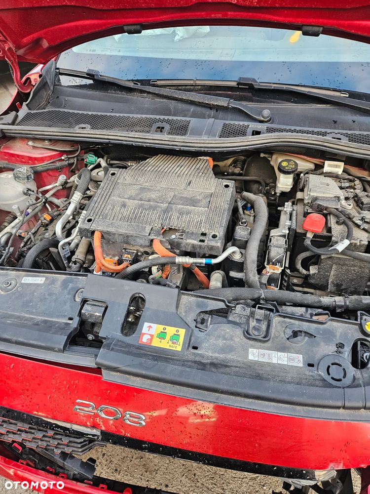 Peugeot 208 2020 photo 4