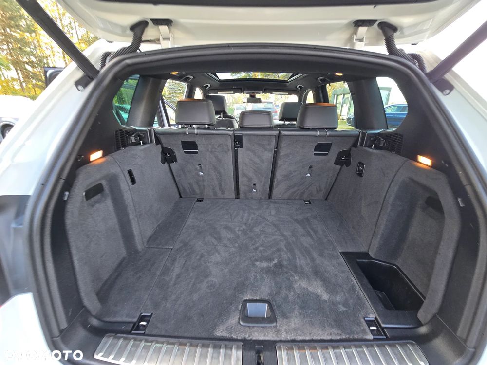 BMW X3 xDrive28i xLine - 20