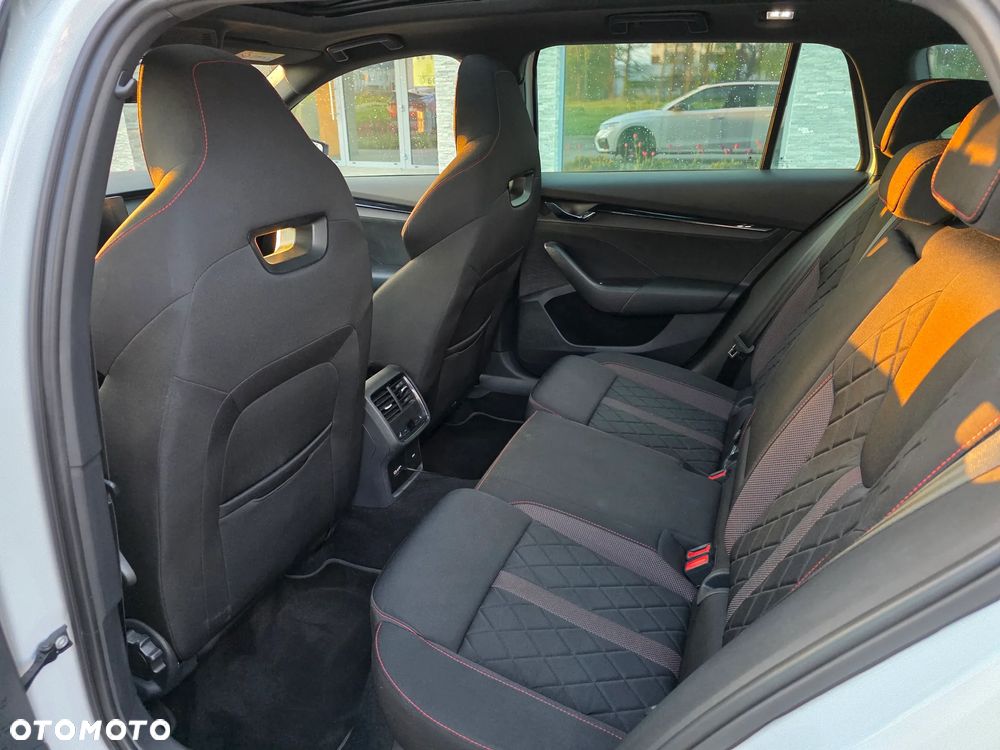 Skoda Octavia 2.0 TSI RS 245 DSG - 21
