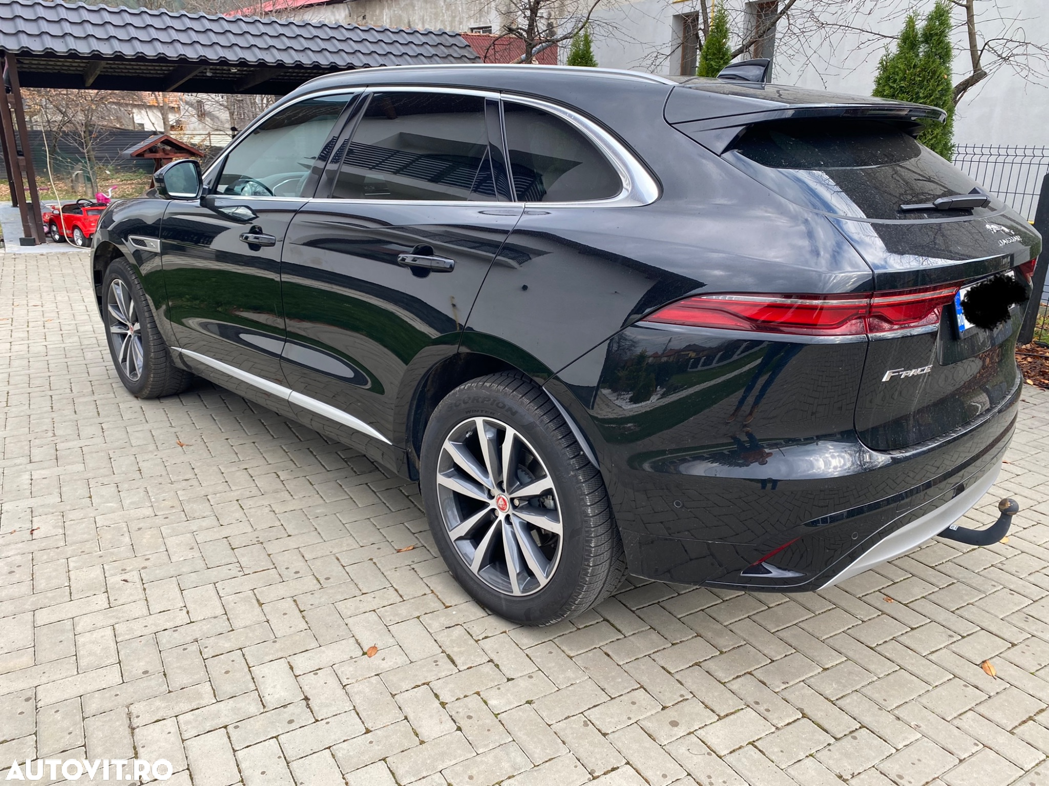 Jaguar F-Pace P250 AWD - 2