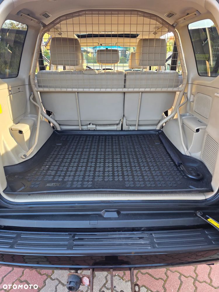 Toyota Land Cruiser - 16