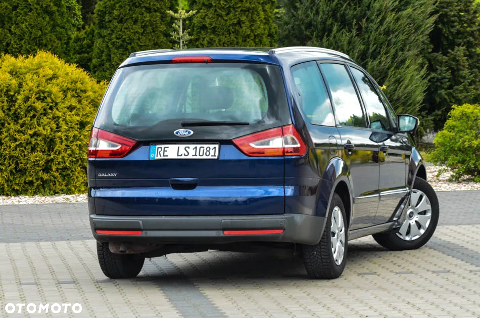 Ford Galaxy 2.0 Business Edition - 23