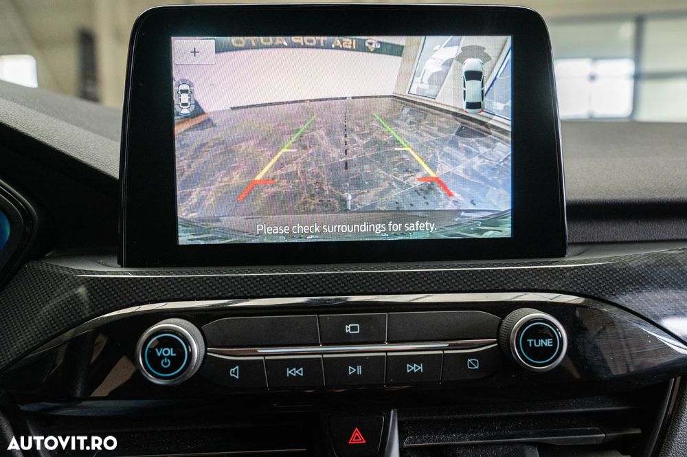 Ford Kuga 2.5 Duratec PHEV ST-LINE - 17