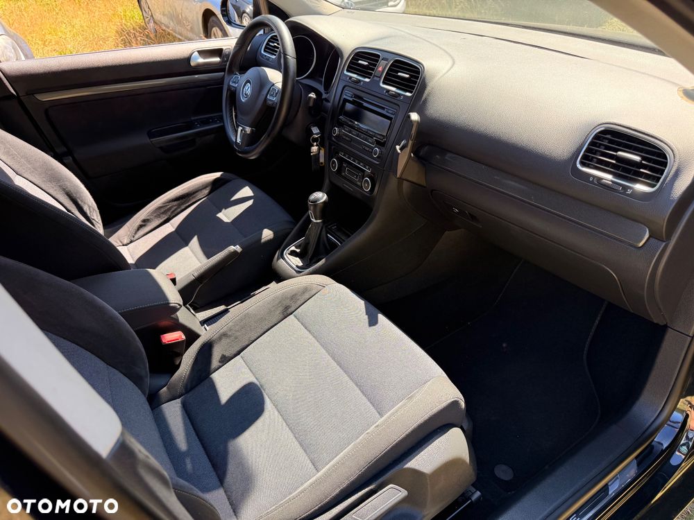 Volkswagen Golf 1.6 TDI DPF Comfortline - 16