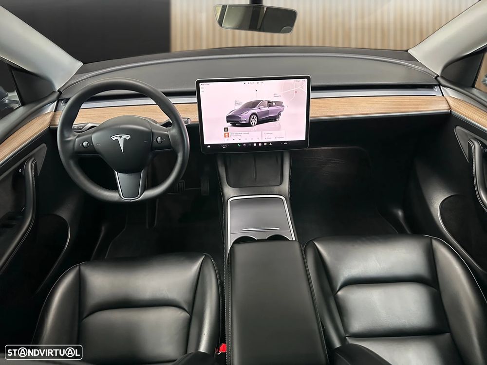 Tesla Model Y RWD - 11