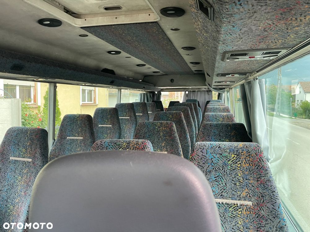 Mercedes-Benz Vario 615d - 5