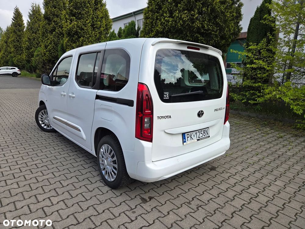 Toyota Proace City Verso 1.2 D-4T Business - 7
