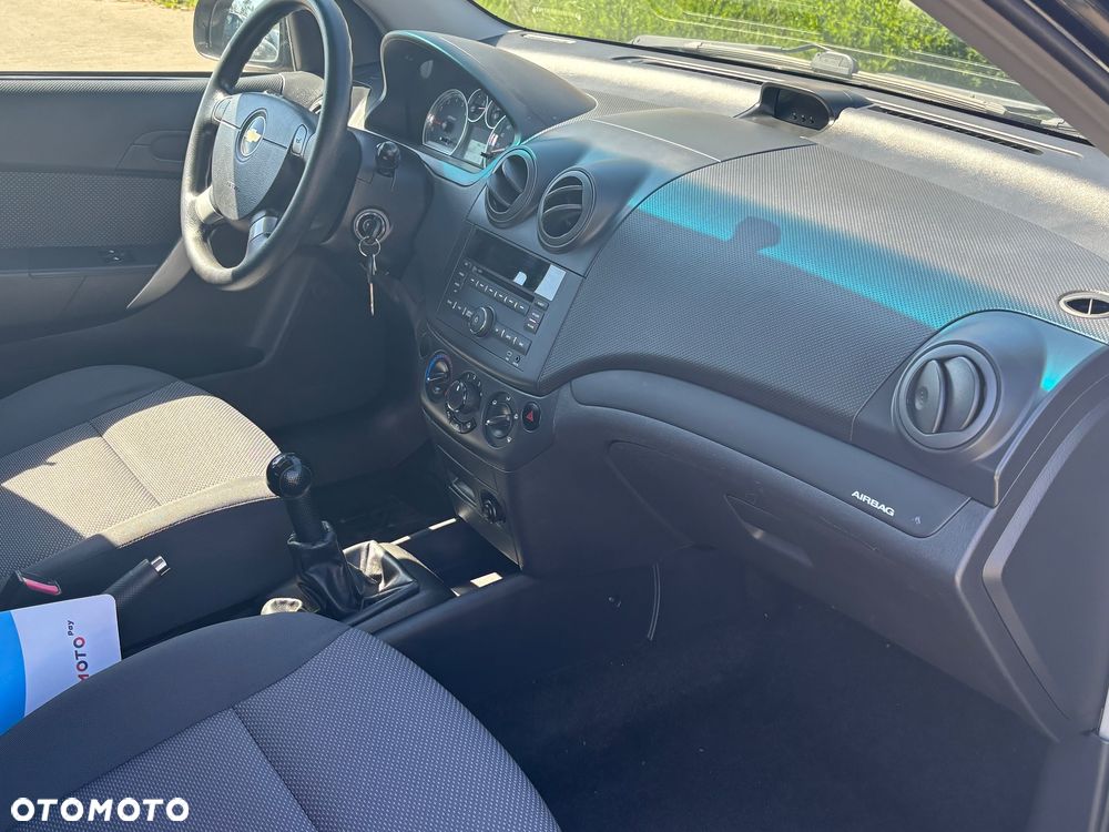 Chevrolet Aveo 1.2 16V LS - 27