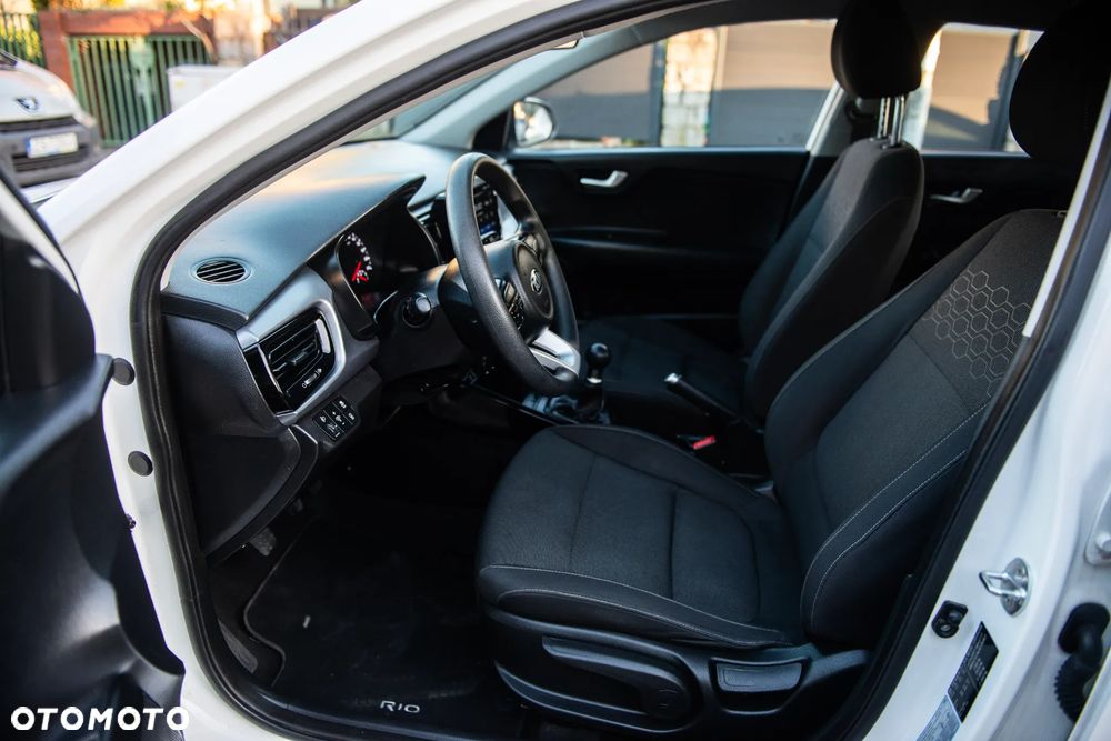 Kia Rio 1.2 Edition 7 - 18