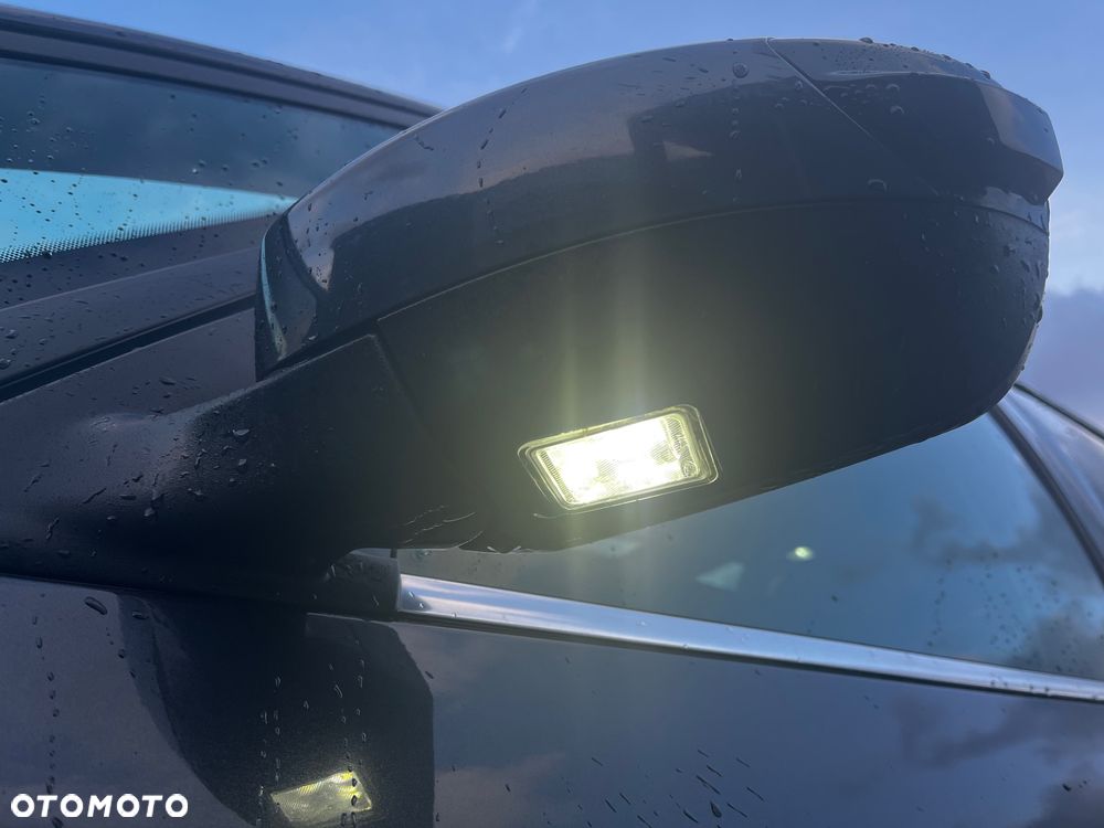 Ford Galaxy 2.0 TDCi Ghia - 20